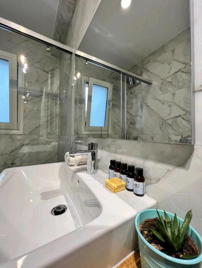 Cozy & Stylish Apartment 地拉那 外观 照片